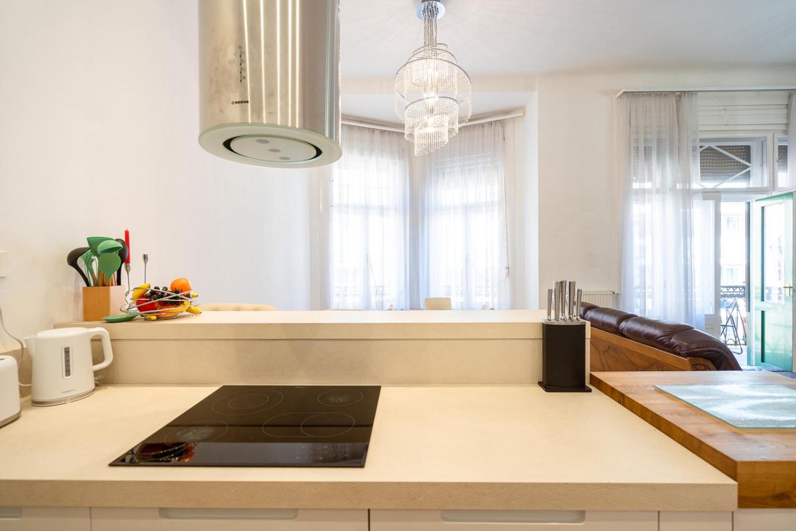 Garys Bright And Spacious Two Bedroom Flat Near Danube Budapest Kültér fotó